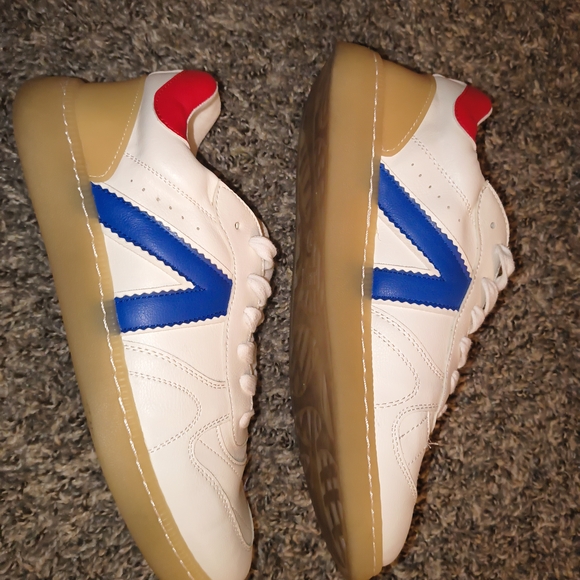 Mia Vesta Women's Sneakers Size 9 - Picture 3 of 6